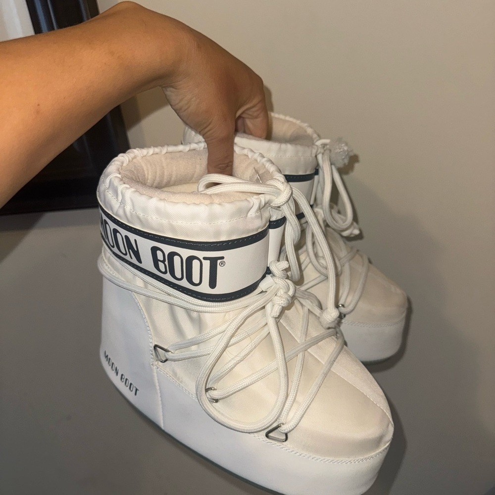 Moon Boot White Winter Rain Boots Insulated